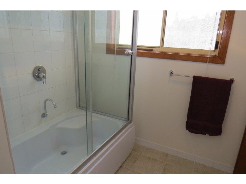 1 Daylesford Road, Brown Hill VIC 3350