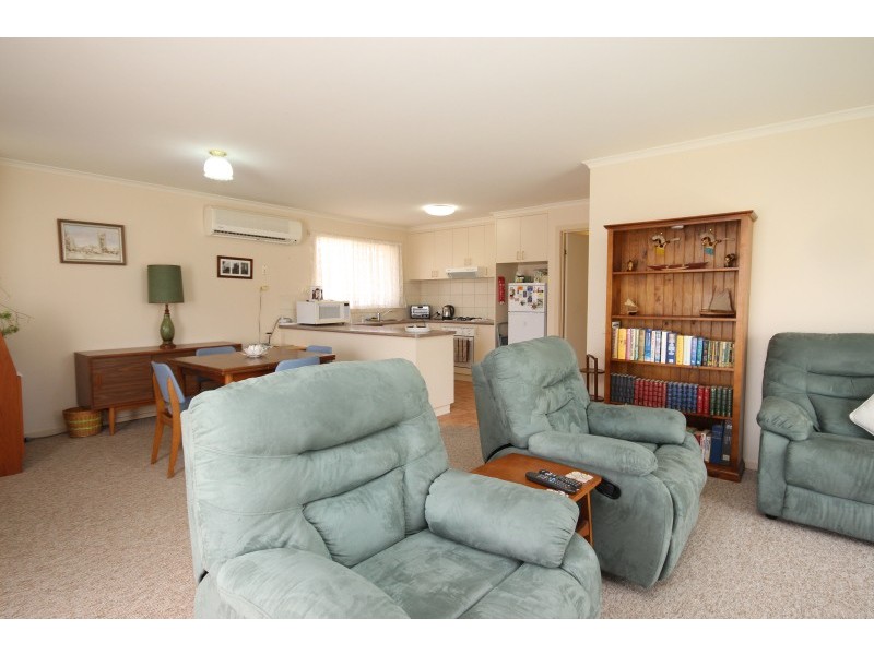 Unit 1, 128 Morgan Street, Sebastopol VIC 3356