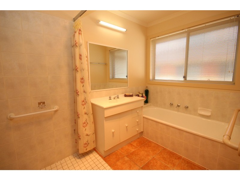 Unit 1, 128 Morgan Street, Sebastopol VIC 3356