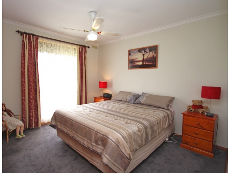 1 Kowree Crescent, Sebastopol VIC 3356