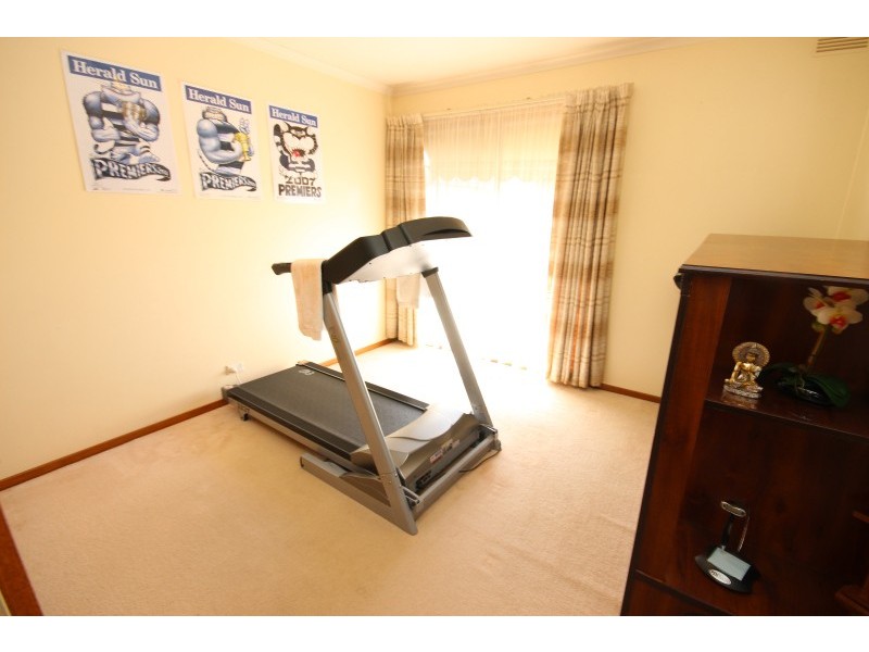 18 Cedric Street, Wendouree VIC 3355