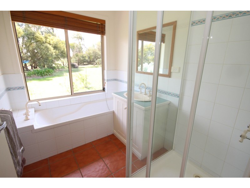 3 Gleno Court, Cardigan VIC 3352