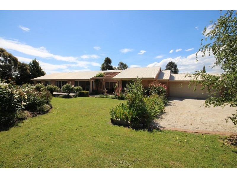 3 Gleno Court, Cardigan VIC 3352