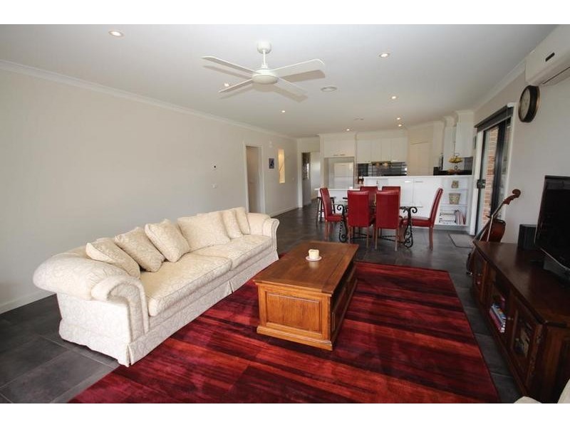 10 Valley View Court, Sebastopol VIC 3356