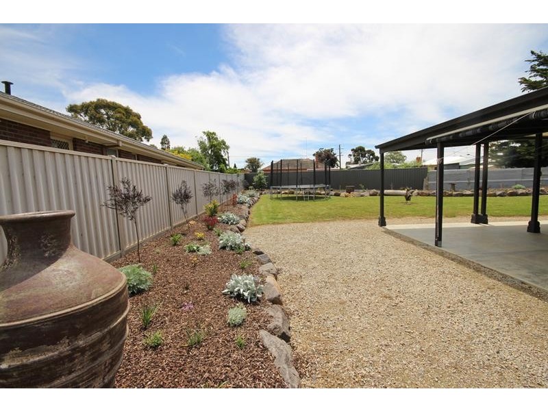 10 Valley View Court, Sebastopol VIC 3356