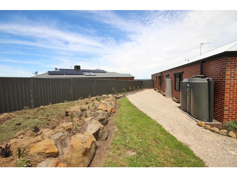 10 Valley View Court, Sebastopol VIC 3356