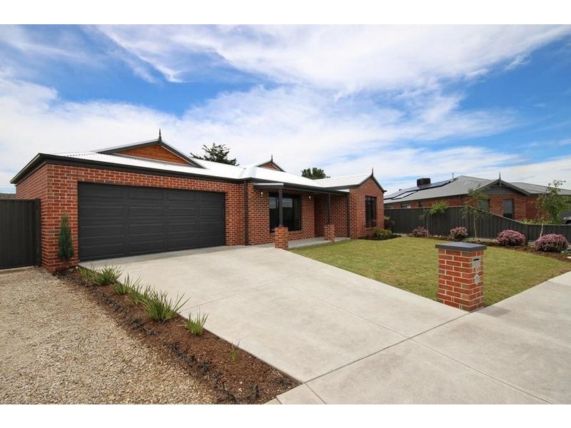 10 Valley View Court, Sebastopol VIC 3356