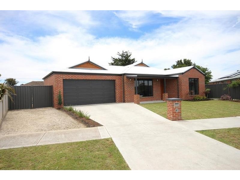 10 Valley View Court, Sebastopol VIC 3356