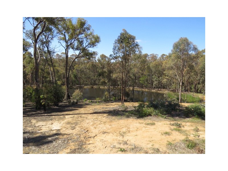 379 Lloyds Lane, Napoleons VIC 3352