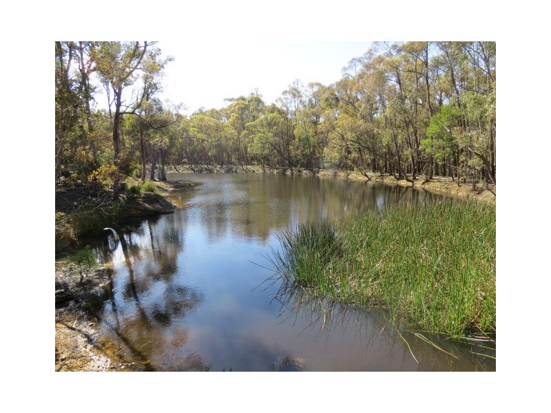 379 Lloyds Lane, Napoleons VIC 3352