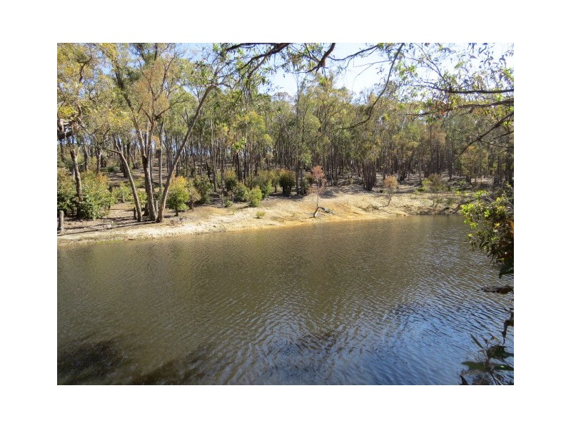 379 Lloyds Lane, Napoleons VIC 3352