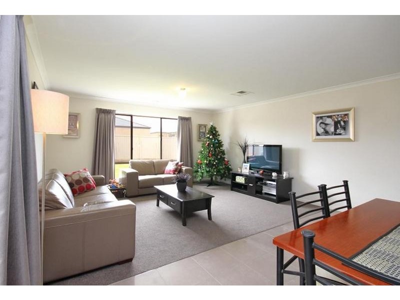 55 Majestic Way, Delacombe VIC 3356