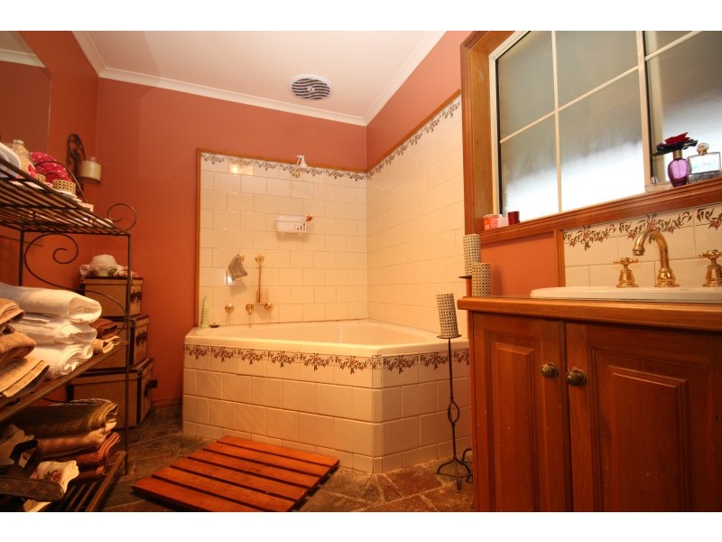 23 Jollys Hill Road, Smythes Creek VIC 3351