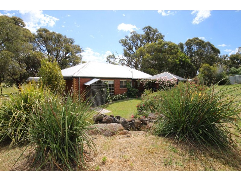 23 Jollys Hill Road, Smythes Creek VIC 3351