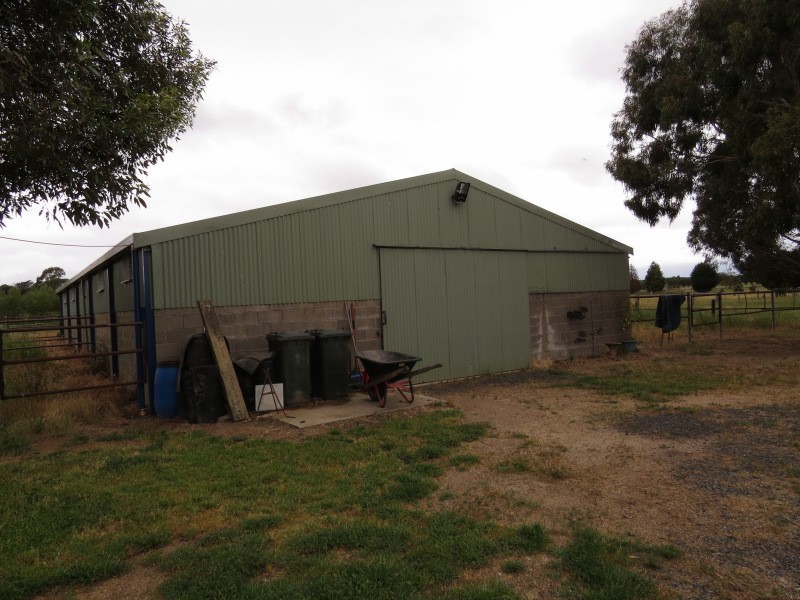 103B Sharpes Road, Miners Rest VIC 3352