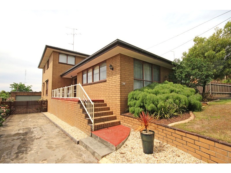 214 Gregory Street, Soldiers Hill VIC 3350