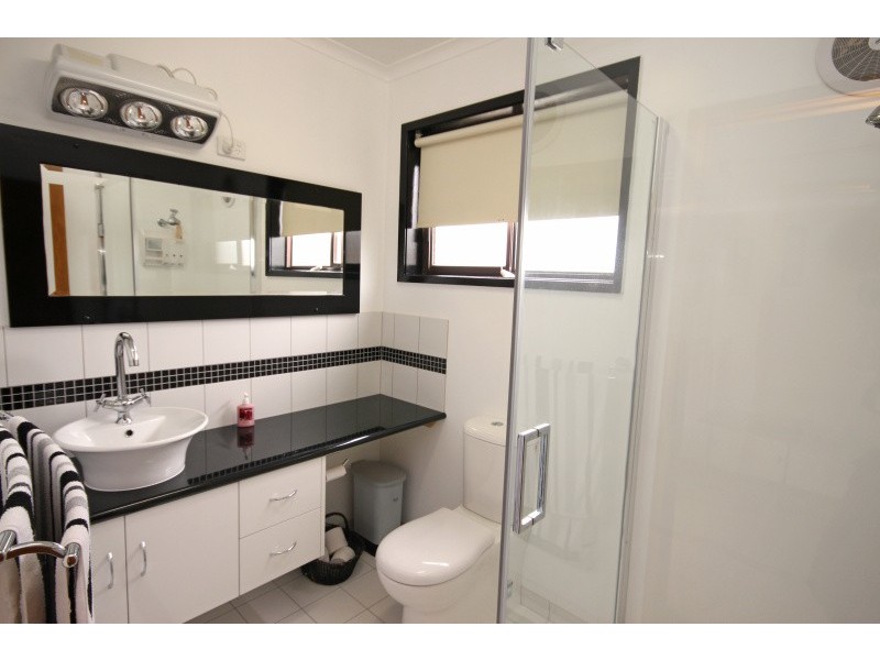 214 Gregory Street, Soldiers Hill VIC 3350