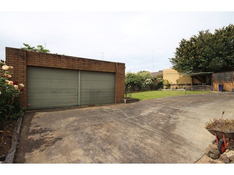 214 Gregory Street, Soldiers Hill VIC 3350