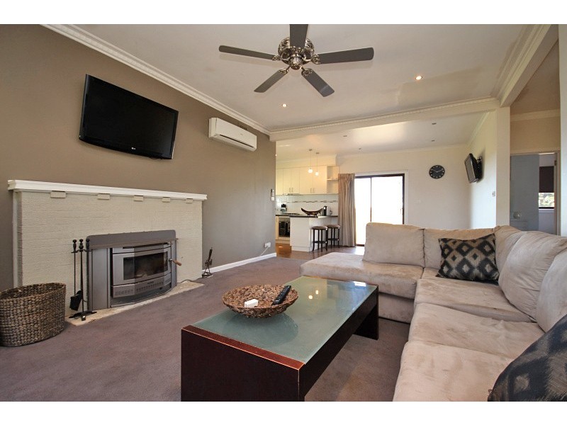 926 Sebastopol- Smythesdale Road, Ross Creek VIC 3351