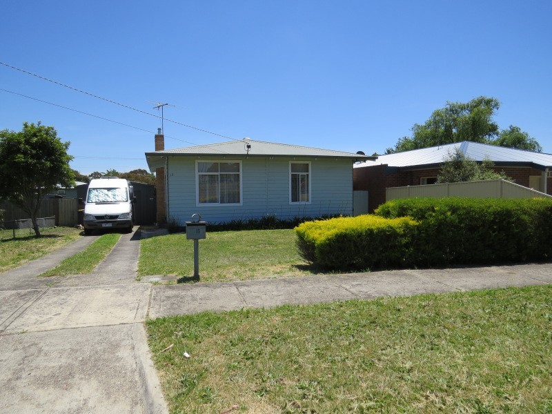 13 Daffodil Street, Wendouree VIC 3355