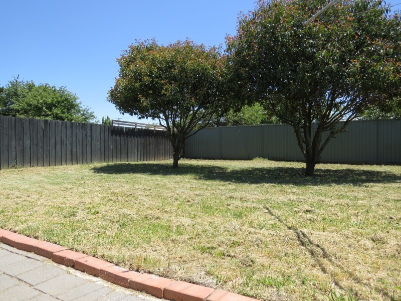 13 Daffodil Street, Wendouree VIC 3355