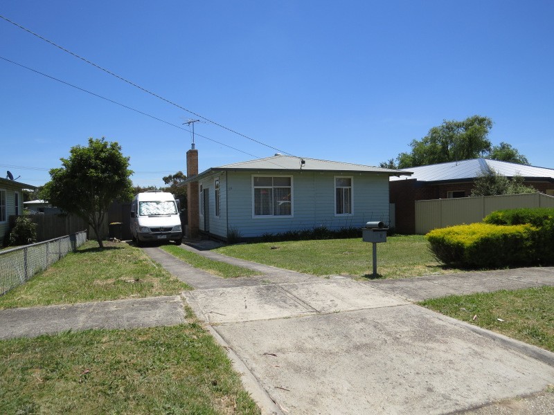 13 Daffodil Street, Wendouree VIC 3355