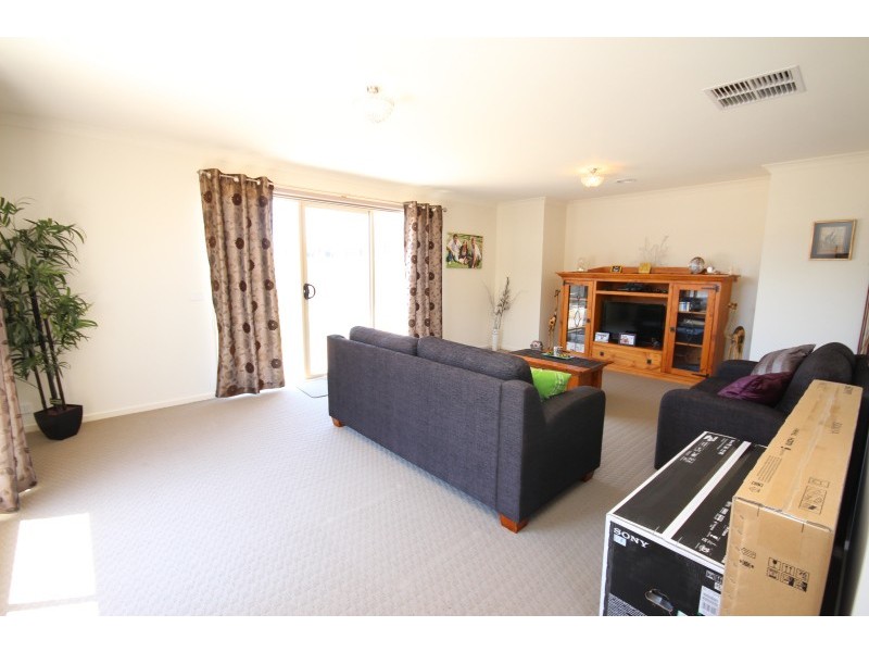 51 Majestic Way, Delacombe VIC 3356
