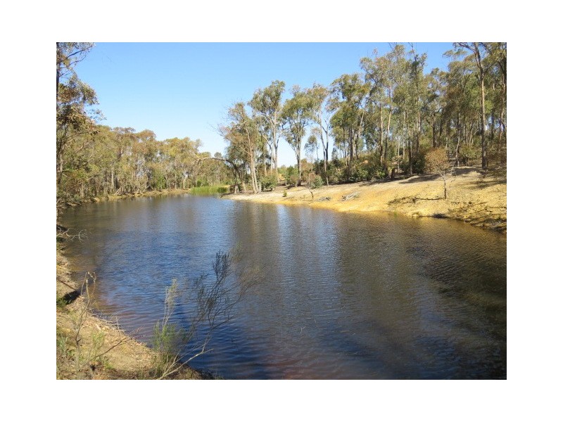 379 Lloyds Lane, Napoleons VIC 3352