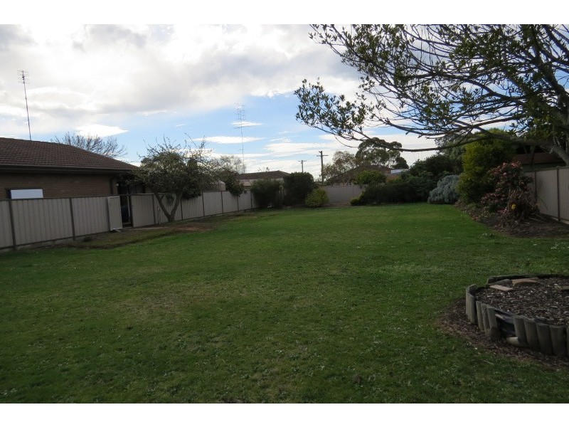 14 Goderic Street, Wendouree VIC 3355