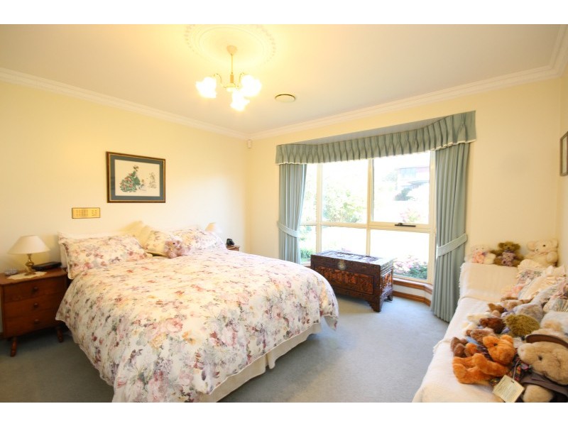 106 Bogong Avenue, Invermay Park VIC 3350