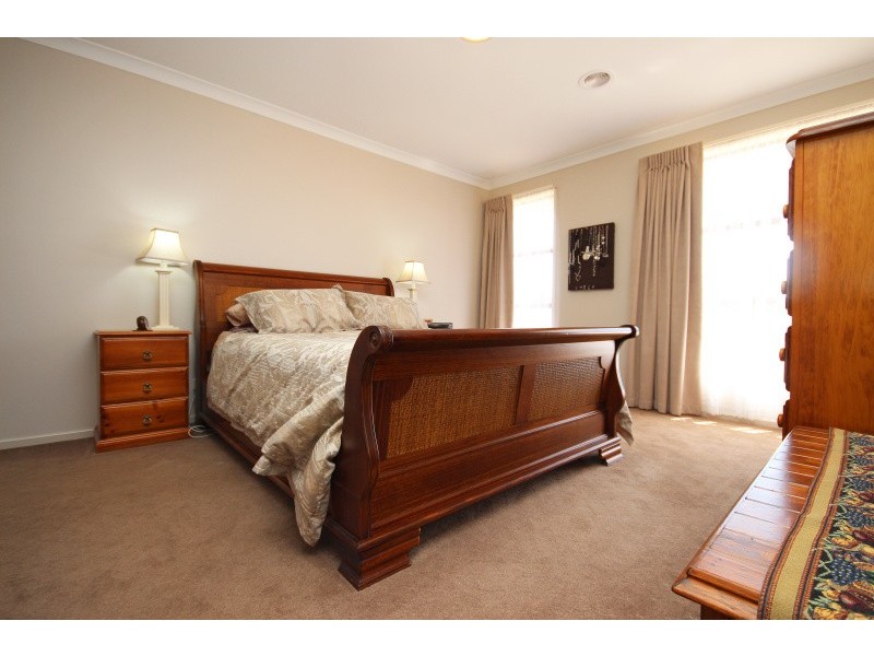 22 Grand Junction Drive, Miners Rest VIC 3352