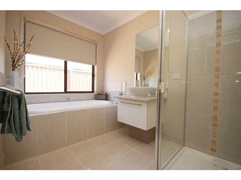 22 Grand Junction Drive, Miners Rest VIC 3352