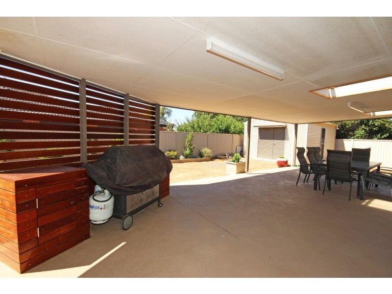 22 Grand Junction Drive, Miners Rest VIC 3352