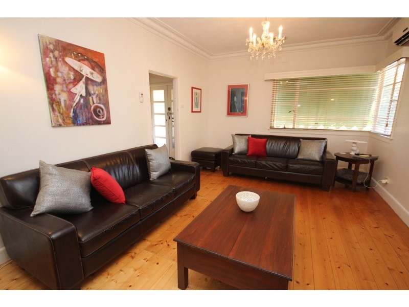 4 Exchange Street, Newington VIC 3350