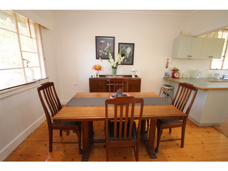 4 Exchange Street, Newington VIC 3350