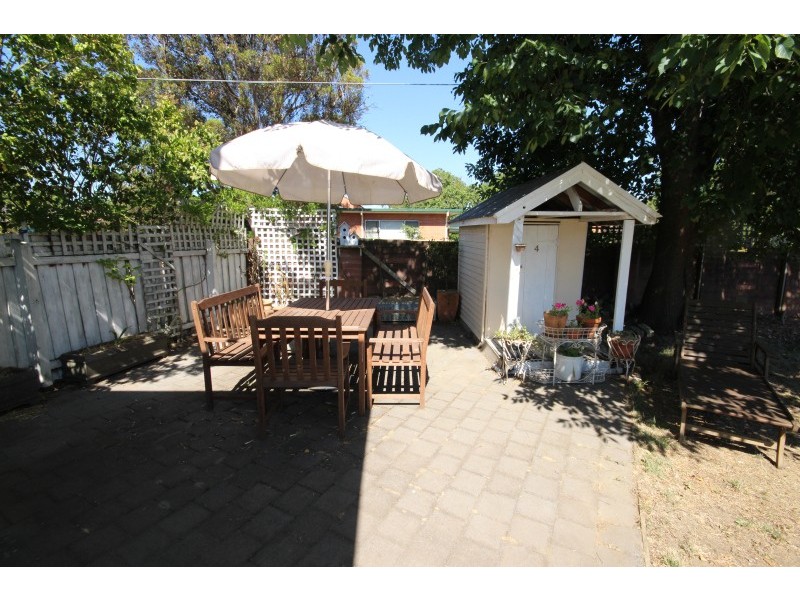 4 Exchange Street, Newington VIC 3350