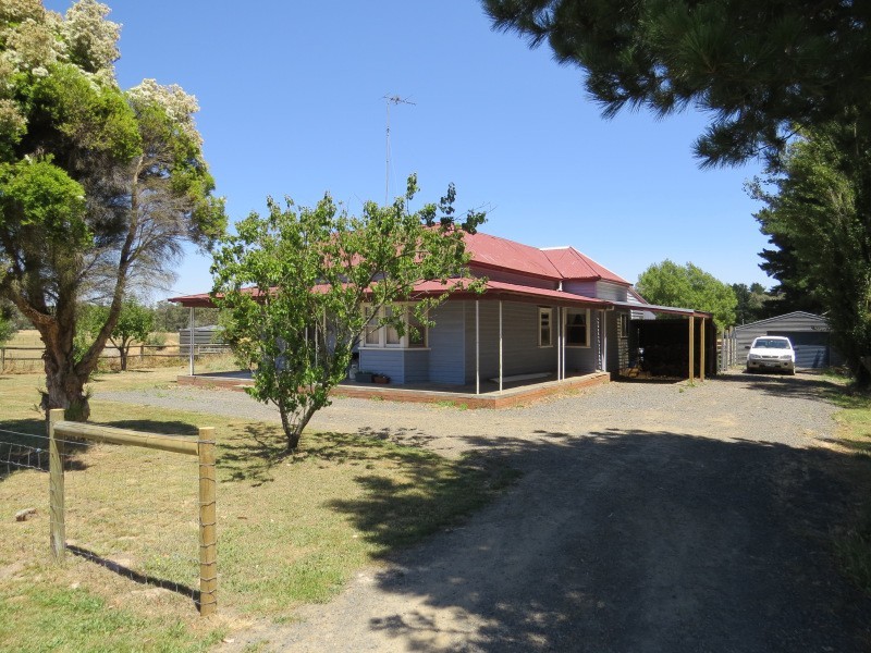 306 State Forest Road, Ross Creek VIC 3351