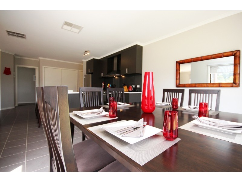 2C Lay Street, Ballan VIC 3342