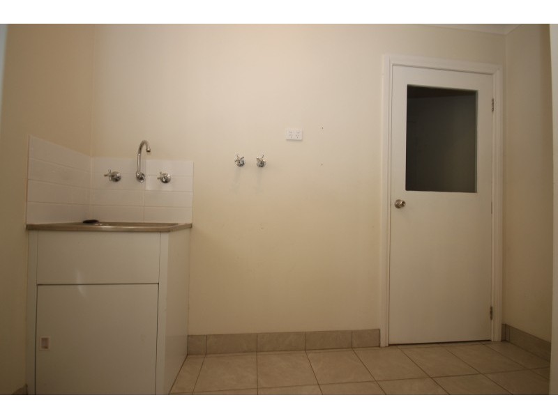 8 Deakin Drive, Delacombe VIC 3356