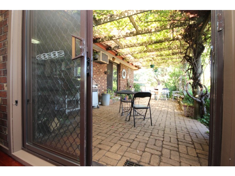 20 Main Road, Hepburn Springs VIC 3461