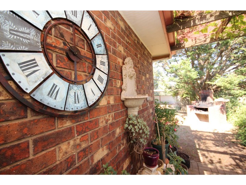 20 Main Road, Hepburn Springs VIC 3461