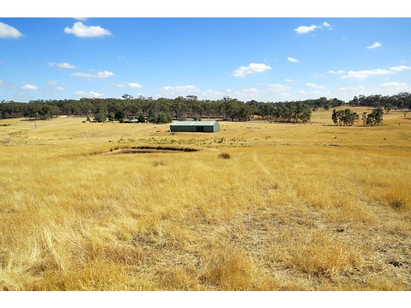 75 Fells Gully Road, Mount Glasgow VIC 3371