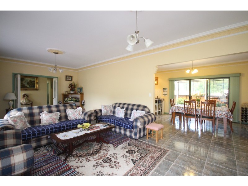 21 Mess Mate Road, Lyonville VIC 3461