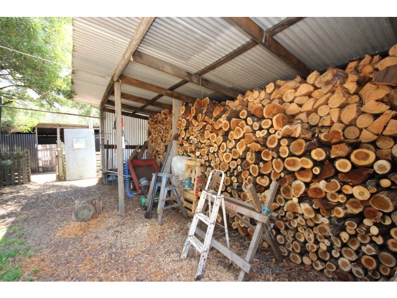 21 Mess Mate Road, Lyonville VIC 3461