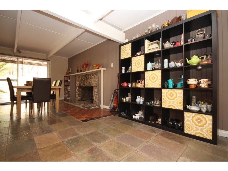 10 Hobbles Road, Coomoora VIC 3461