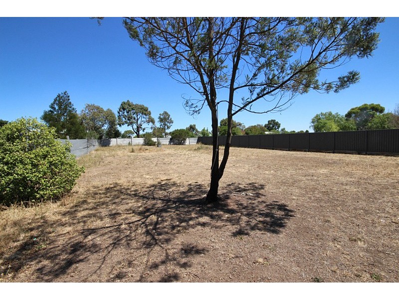 5A Clarke Street, Miners Rest VIC 3352