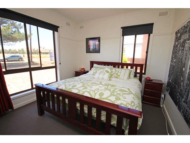 7 Clarke Street, Miners Rest VIC 3352