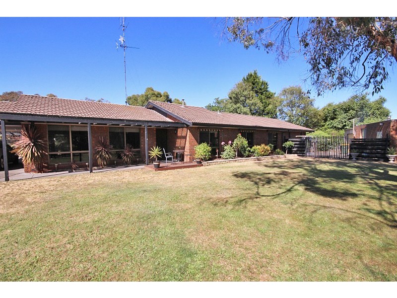 9 Earls Square, Delacombe VIC 3356