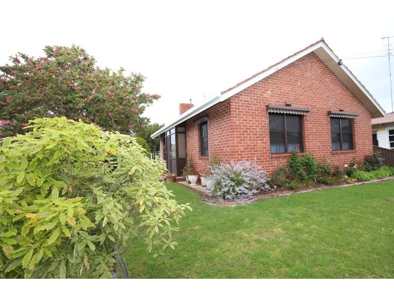 22 Roff Street, Ballarat East VIC 3350