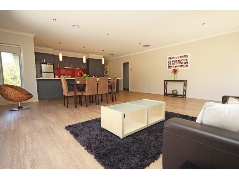 13 Heron Ridge, Brown Hill VIC 3350